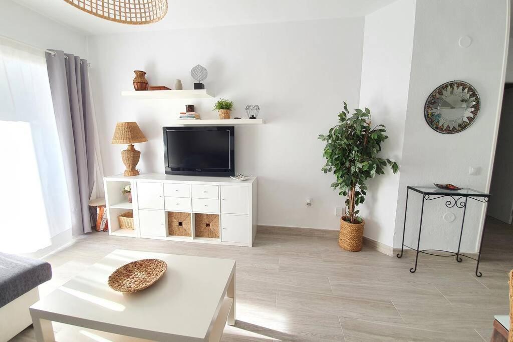 G&g Premium Benalbeach Panoramic Apartment *